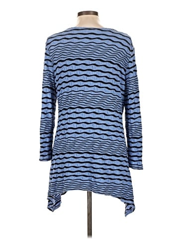 Tianello 3/4 Sleeve Top (view 2)