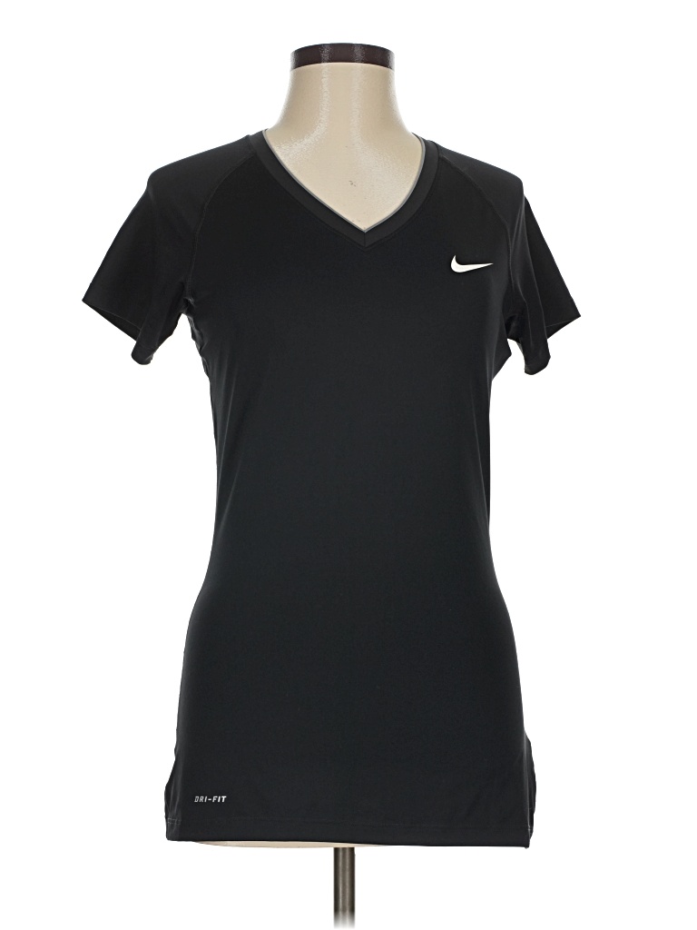 Pre-owned Nike Active T-shirt In Black