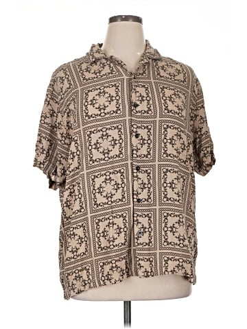 Assorted Brands Short Sleeve Button-Down Shirt (view 1)