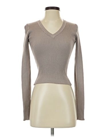 Brandy Melville Pullover Sweater (view 1)