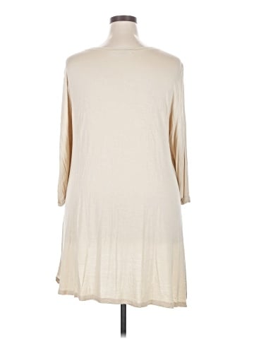 Kische 3/4 Sleeve T-Shirt (view 2)