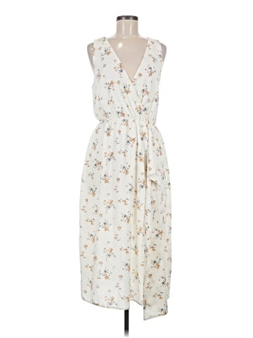 Traveling Chic Boutique Casual Dress (view 1)