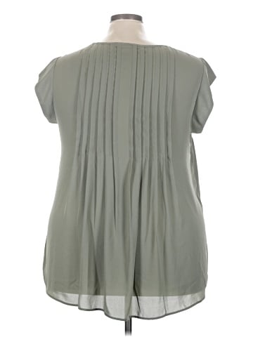 DR2 Sleeveless Blouse (view 2)