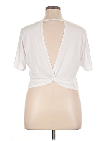 Fabletics Short Sleeve T-Shirt (view 2)