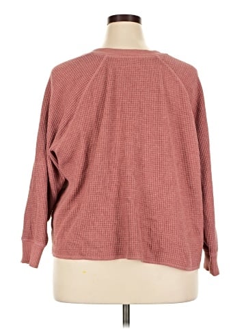 Old Navy Pullover Sweater (view 2)