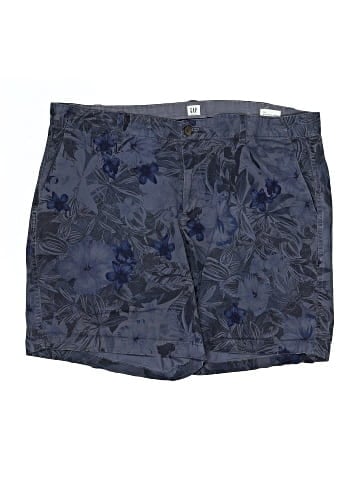 Gap Shorts (view 1)