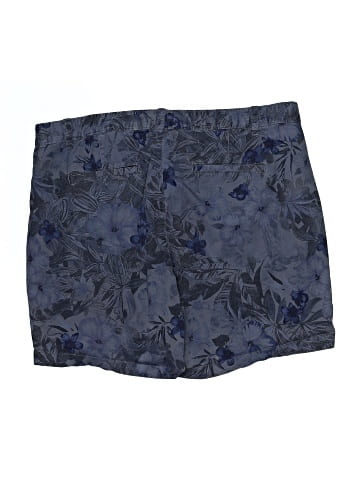 Gap Shorts (view 2)