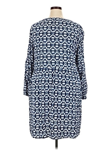 Old Navy Casual Dress (view 2)