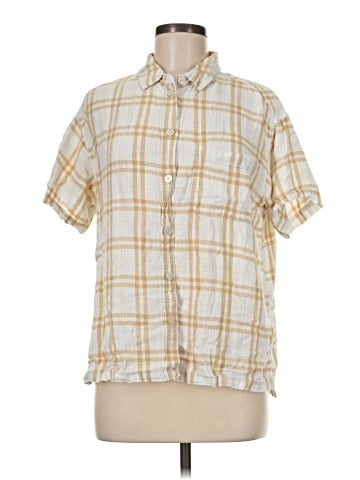 American Eagle Outfitters Short Sleeve Button-Down Shirt (view 1)