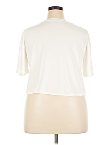 Fashion Nova Short Sleeve T-Shirt (view 2)