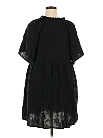 Old Navy Casual Dress (view 2)