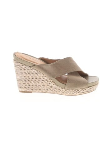 Me Too Wedges (view 1)