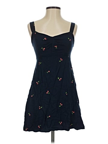 Old Navy Casual Dress (view 1)