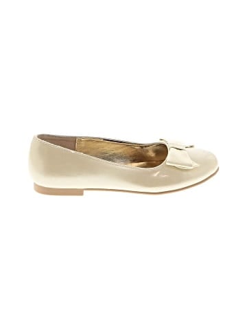 Nina Flats (view 1)