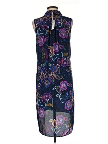 Spense Sleeveless Button-Down Shirt (view 2)