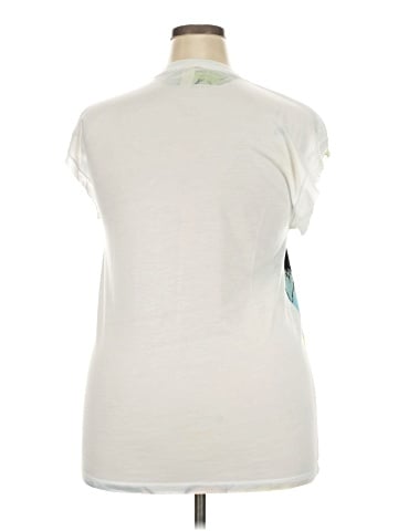 Assorted Brands Sleeveless T-Shirt (view 2)