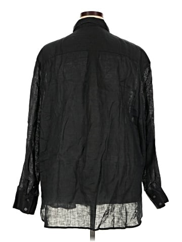 Gap Long Sleeve Button-Down Shirt (view 2)
