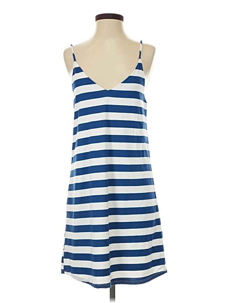 Pre-owned Pink Lily Casual Dress In Blue