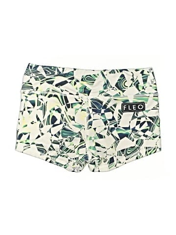 Fleo Shorts (view 2)