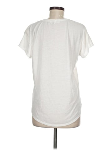 Victoria's Secret Short Sleeve T-Shirt (view 2)