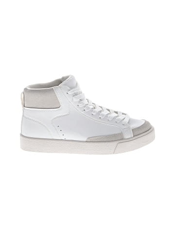 No Boundaries Sneakers (view 1)