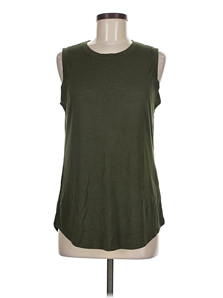 Pre-owned Athleta Sleeveless T-shirt In Green