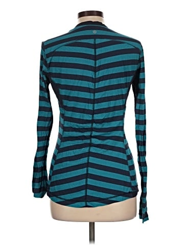Lululemon Athletica 3/4 Sleeve T-Shirt (view 2)