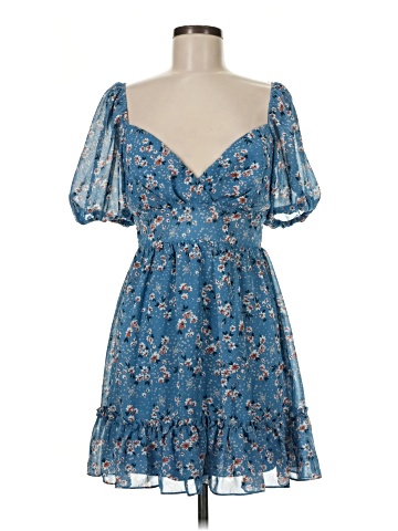 B. Smart Casual Dress (view 1)