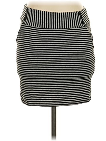 Xhilaration Casual Skirt (view 1)