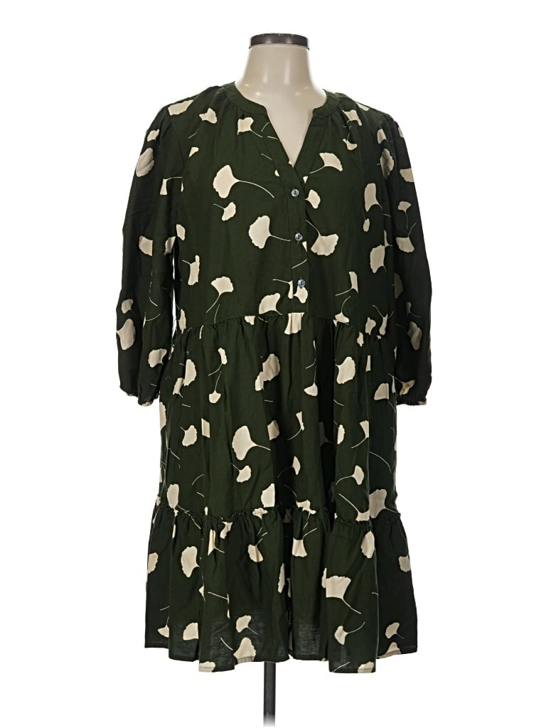 Pre-owned Time And Tru Casual Dress In Green