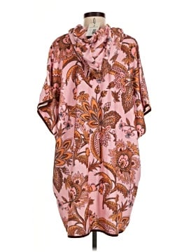 Tuckernuck Poncho (view 2)