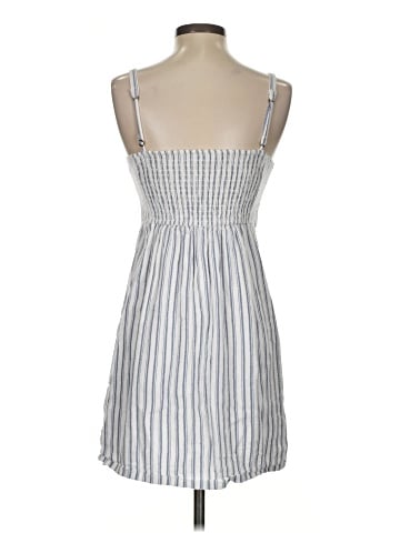 Hollister Casual Dress (view 2)