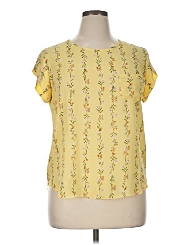 Lily White Short Sleeve Blouse (view 1)