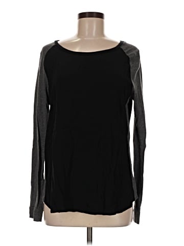 Gap Outlet Long Sleeve T-Shirt (view 1)