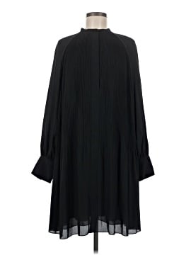 H&M Casual Dress (view 1)