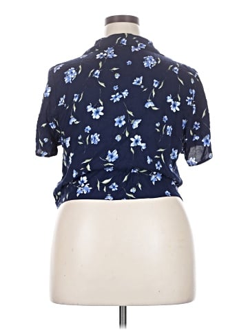 Forever 21 Plus Short Sleeve Blouse (view 2)