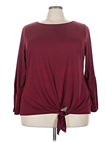 BLOOMCHIC 3/4 Sleeve Top (view 1)
