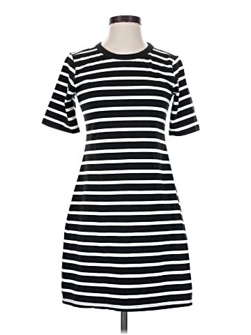 Old Navy Casual Dress (view 1)