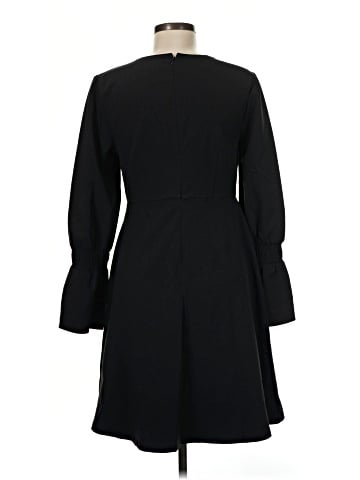 Lark & Ro Casual Dress (view 2)