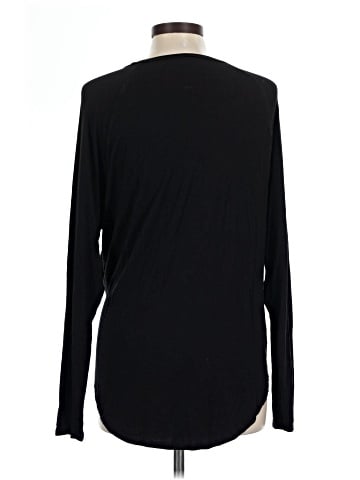 Old Navy - Maternity 3/4 Sleeve Top (view 2)