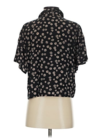American Eagle Outfitters Short Sleeve Blouse (view 2)