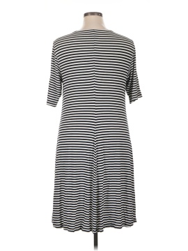Old Navy Casual Dress (view 2)