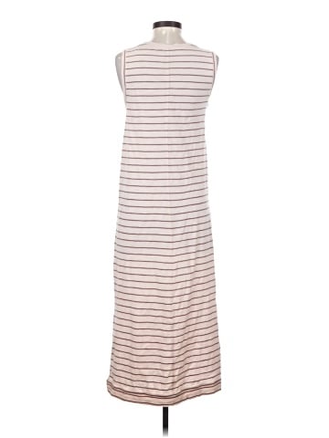 Old Navy Casual Dress (view 2)