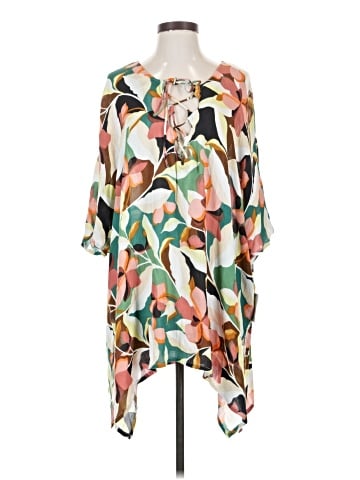 O'Neill 3/4 Sleeve Blouse (view 1)