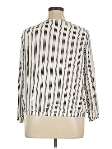 Torrid 3/4 Sleeve Blouse (view 2)
