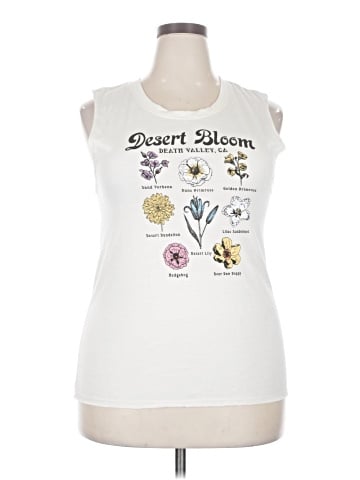 Assorted Brands Sleeveless T-Shirt (view 1)
