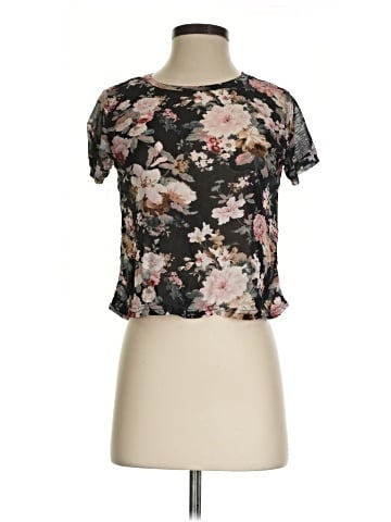 Love Charm Short Sleeve Top (view 1)
