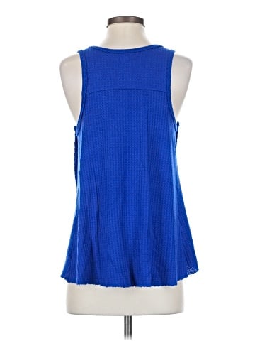 American Eagle Outfitters Tank Top (view 2)