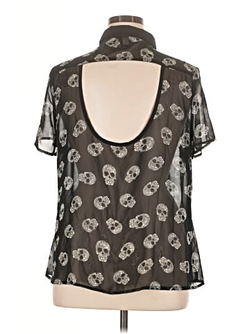 Torrid Short Sleeve Blouse (view 2)