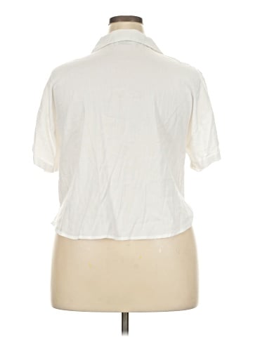 Sonoma Goods for Life Short Sleeve Blouse (view 2)